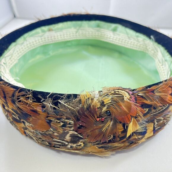 Ladies Vintage 1950s Pillbox Style Pheasant Feather Hat, Fashioned by Claire - Picture 6 of 8